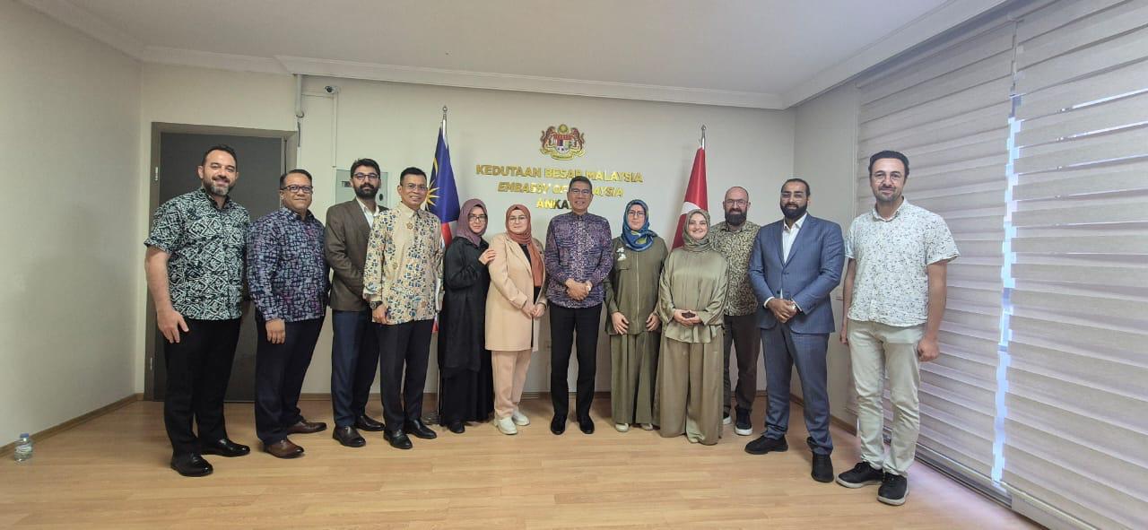 Malezya'nın Ankara Büyükelçisi Sayın Adlan Mohd Shafeek’e Nezaket Ziyareti